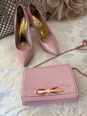 Ted Baker Blush Pink leather Heels with Matching Crossbody Bag